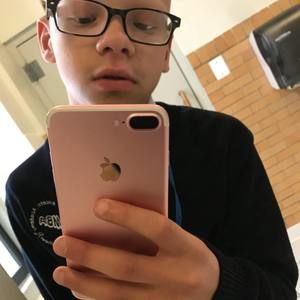 Meet your Posher, Ricardo